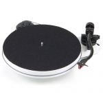 Pro-Ject RPM 1 Carbon Plattenspieler